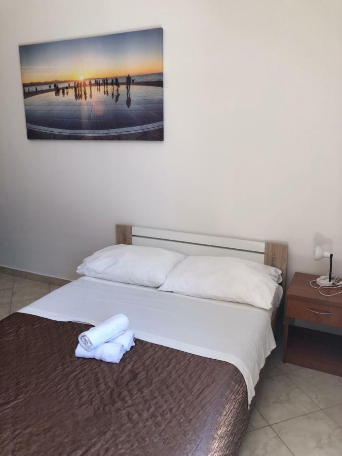 Apartmani Leona Bibinje Exterior photo